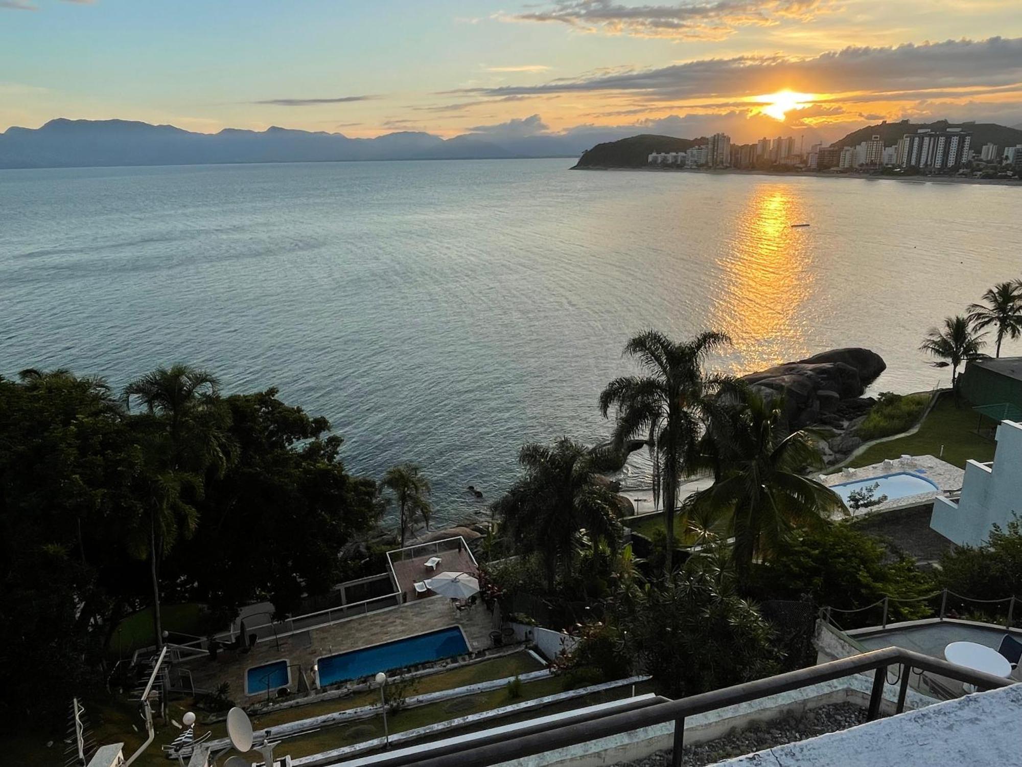 Ferienwohnung Linda Cobertura Duplex, Pe Na Areia,Vista Linda. Caraguatatuba Exterior foto